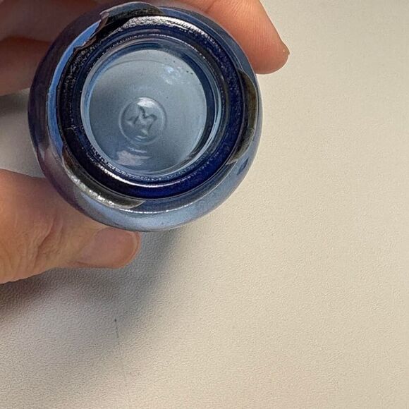 EMERSON  DRUG CO. BOTTLE  BLUE  EMBOSSED  BROMO-SELTZER with Lid - Picture 6 of 8